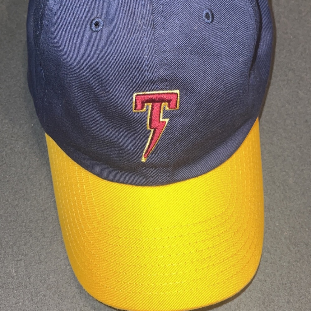 Pre owned “Tackma” strap back hat.